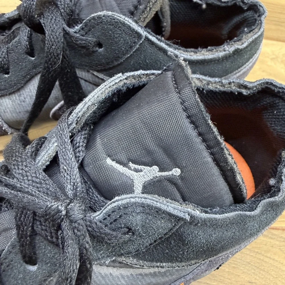 Nike Air Jordan 1 Low Inside Out Sneakers Mens 11.5 Charcoal Gray Black Suede